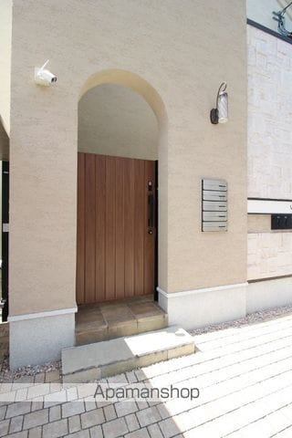 VISBY ENSTAKAの玄関写真