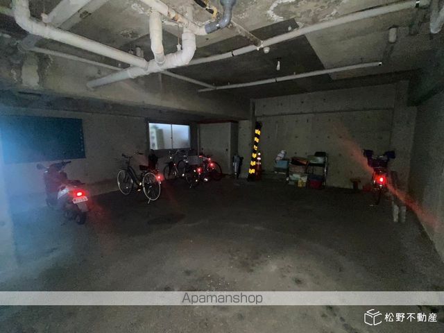 藤塚ビルの外観写真
