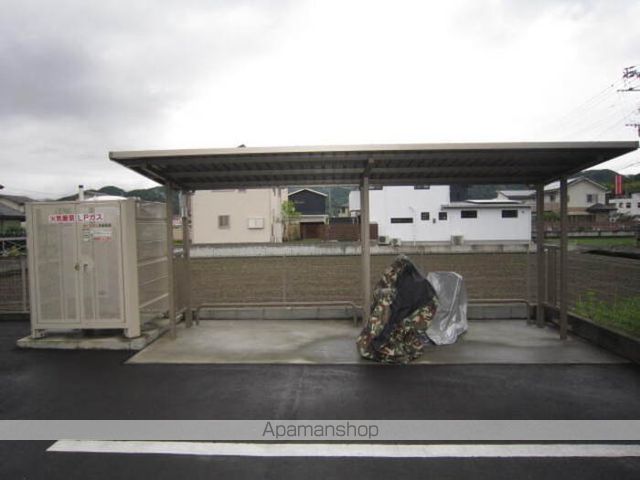 ラフィーネFIIの玄関写真