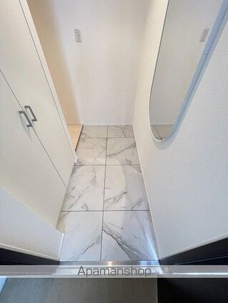 プラウドフラット鶴見Ⅰ[2LDK/56.07m2]の玄関