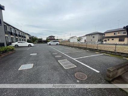 レオパレスアルシュ[1K/23.61m2]の駐車場1