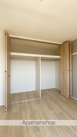 ユアメゾン益野 Aの内装写真