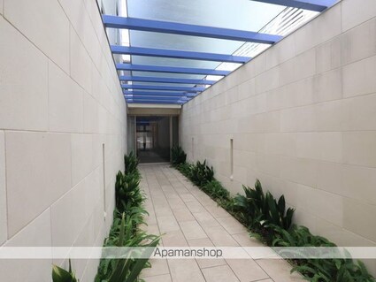 ル・シャンパーニュ[1K/31.08m2]のエントランス