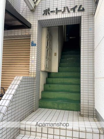 ポートハイムIの玄関写真