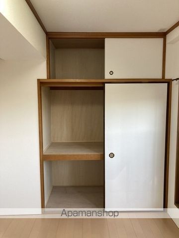 メゾンペルマナントの内装写真