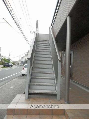 ガーデンコートAの玄関写真