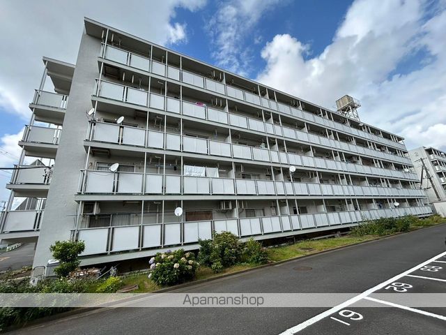 ビレッジハウス亀井野4号棟の外観写真