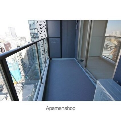 コンフォリア新宿イーストサイドタワー[1R/43.07m2]のバルコニー2