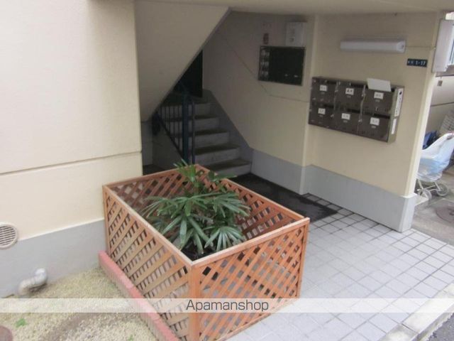 柳町ハイツの玄関写真
