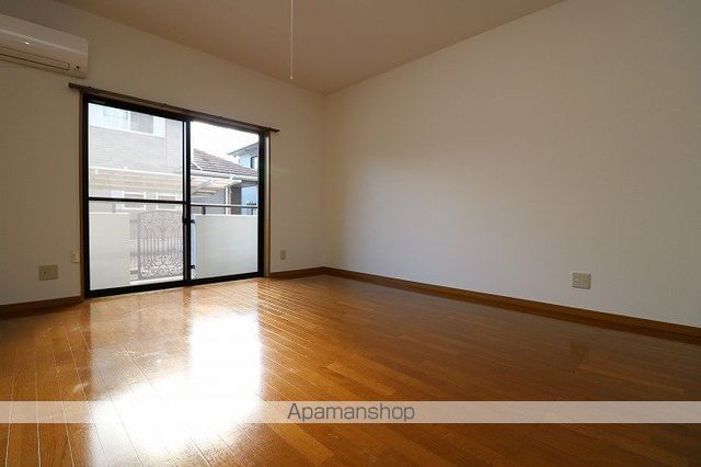 第二札元大丸マンションの内装写真