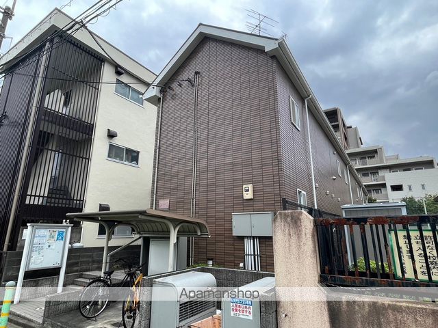 レオパレスイースト浅川の外観写真