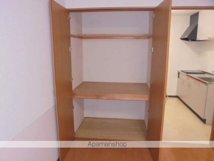 アーツ本庄[1K/30.34m2]の収納