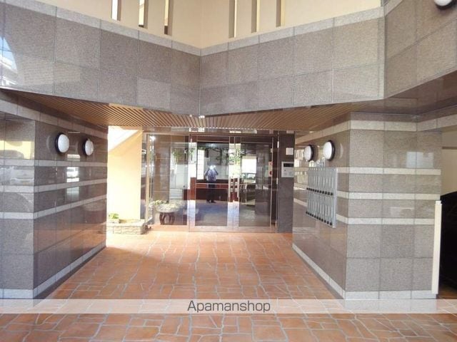 クレアフジモトの玄関写真