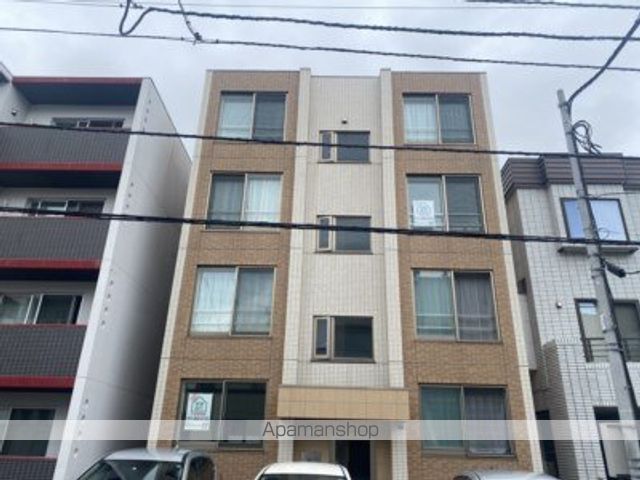 FINE311の玄関写真