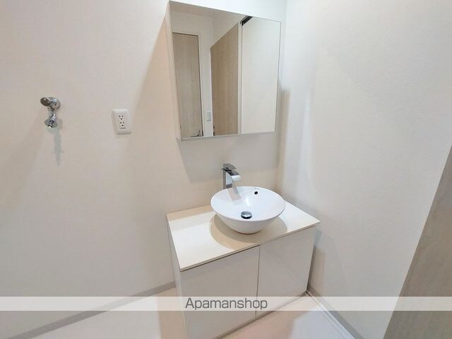 ｖｉａ　ＦＩＯＲＥ[1R/53.36m2]の洗面所
