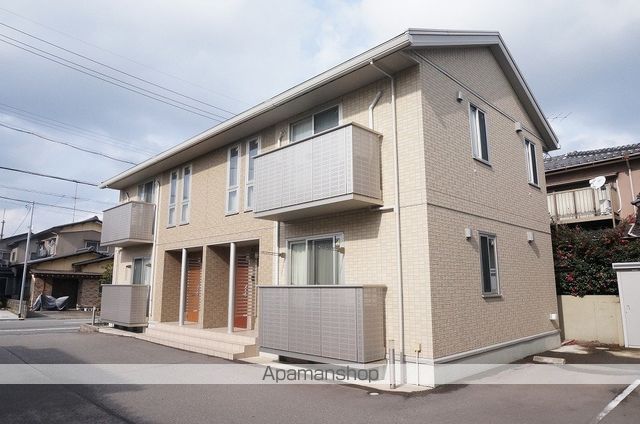 LAGRUS B棟の外観写真