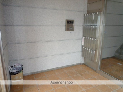 メゾン・ド・フォンテ[1K/30.66m2]の共用部1