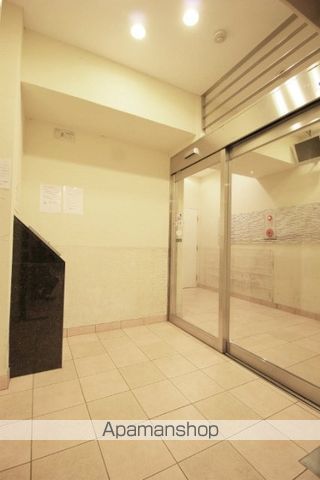 フロンティアテラス南天神の玄関写真