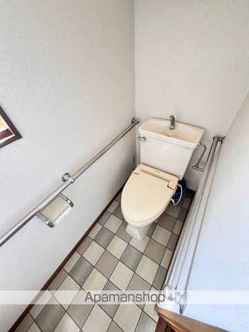 黒部市生地196戸建の内装写真