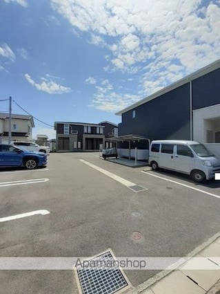 フェリーチェ　光[1R/30m2]の駐車場