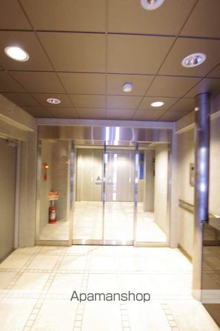 ブライズ御茶ノ水の玄関写真