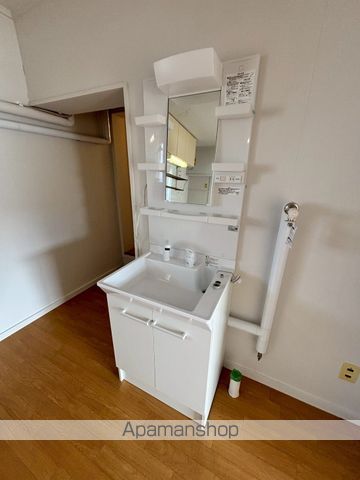 ヴィラナリー旭川II503号棟の内装写真