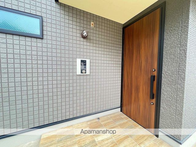 エリーナプラザ吉塚駅南の玄関写真