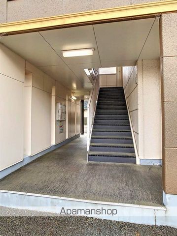 フラン淀川の玄関写真
