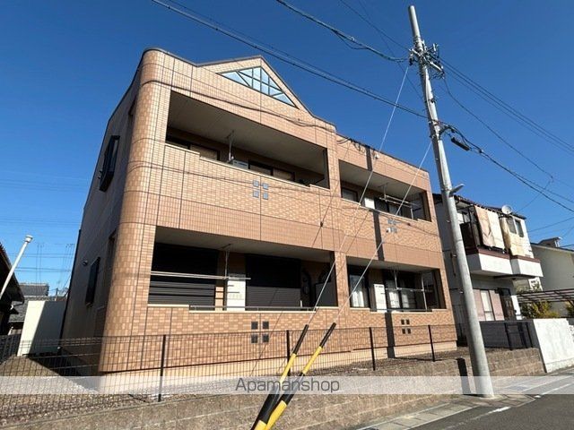 ヒルズ伊勢山の外観写真