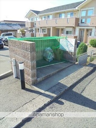 和歌山県和歌山市北島[1LDK/37.13m2]の共用部1