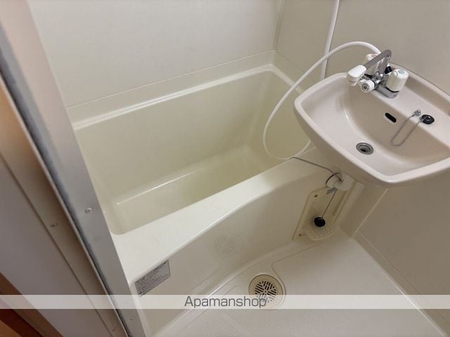 レオパレスKAWASHI IIの内装写真