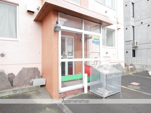 ハウスビオラの玄関写真