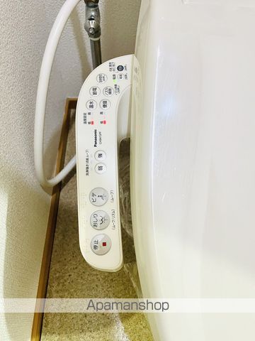 クリサンスレッドの内装写真