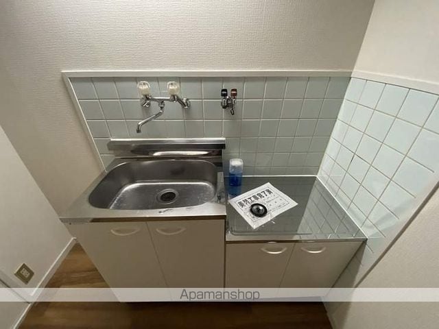 プチハイツタナカの内装写真