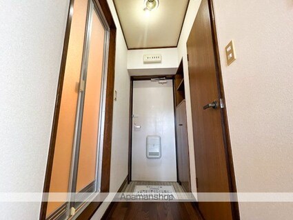 コーポ愛光[1R/22.87m2]の玄関