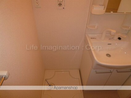 コーポ　ソレイユ[2LDK/59.18m2]の内装2