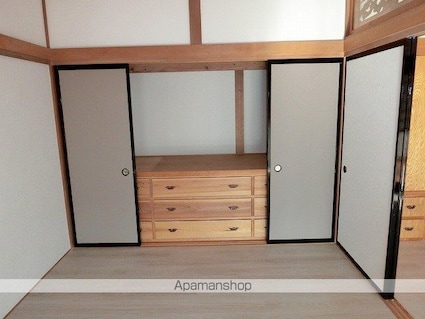 中屋敷町平屋[4DK/91.8m2]の収納