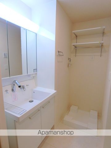 DーROOM松井山手南の内装写真