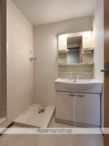 リースランド今 A棟の内装写真