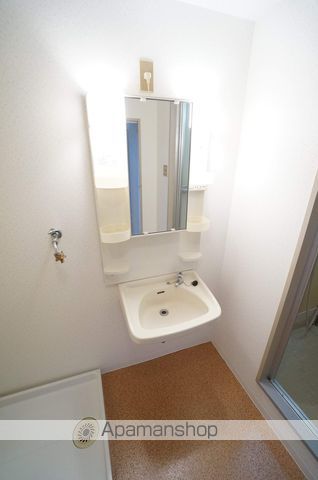 伸栄ハイツの内装写真