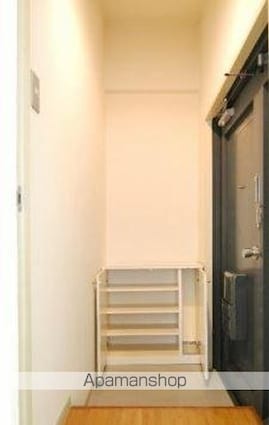 香川県高松市錦町１丁目[2LDK/45.75m2]の玄関