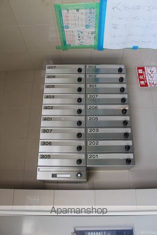 NKビル伏屋の玄関写真