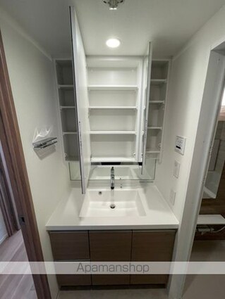 東京都中野区大和町１丁目[2LDK/50.09m2]の洗面所