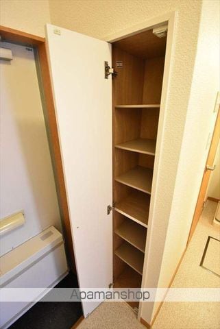 レオパレスグランデカーサの内装写真
