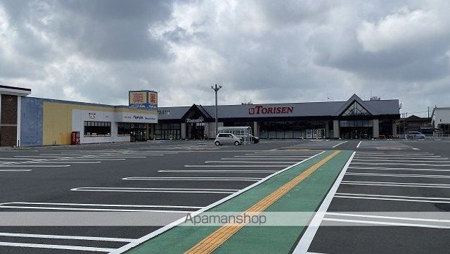 シャーメゾンフレグランスの周辺写真