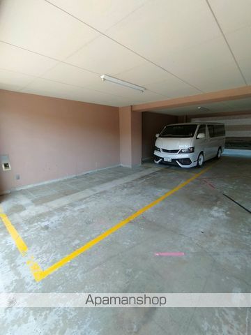 HUGE2のその他写真