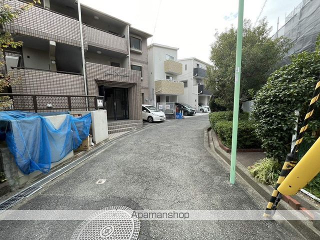 ヤノマンションの外観写真