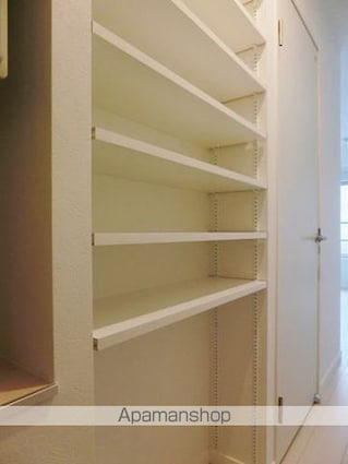 ＮＡＶＩ東池袋[1R/16.05m2]の収納
