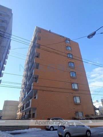 ライオンズマンション山鼻12条の外観写真