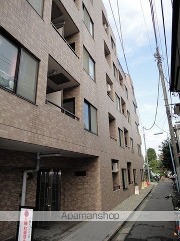 ドルフ高円寺南の玄関写真